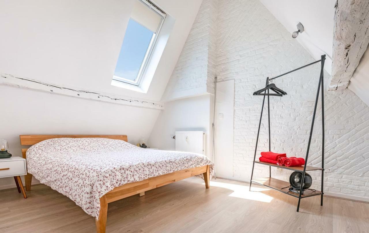 Les Cerisiers - Appartement De Standing Au Centre De Namur Bagian luar foto